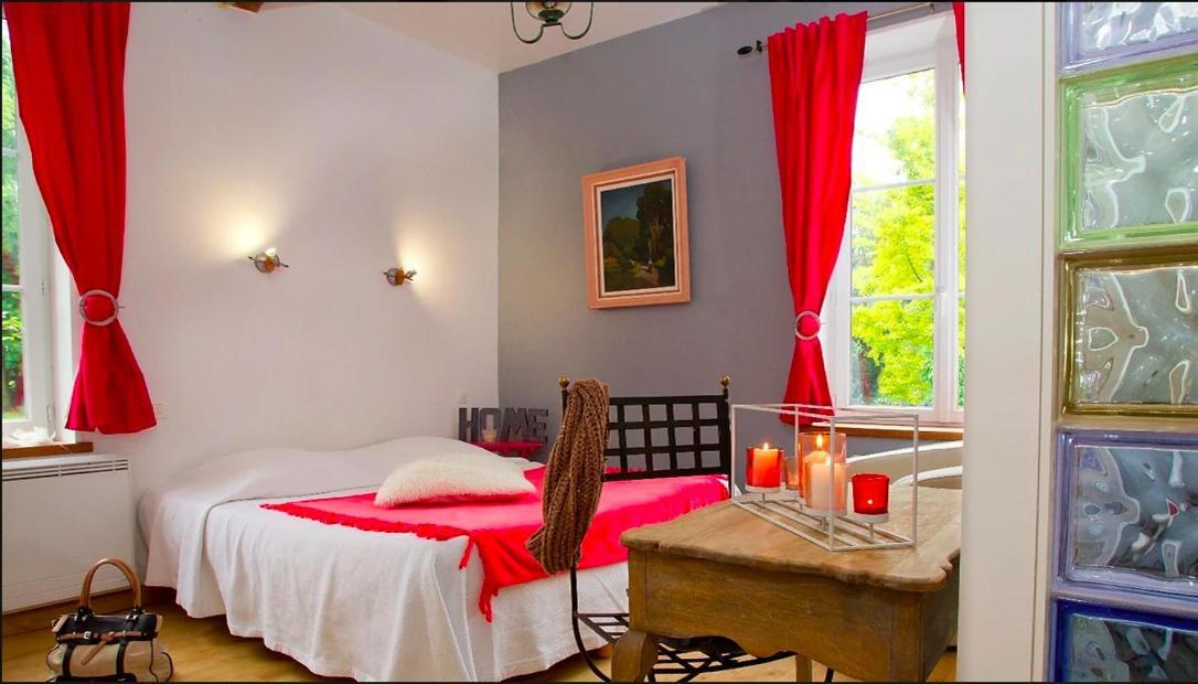 Domaine Des Celestins Bed & Breakfast Bernay-en-Ponthieu Dış mekan fotoğraf